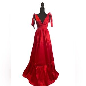 NWT Gorgeous Lulus red shoulder bow maxi dress